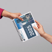 2025 Moderne Script Familie Foto Muur Kalender