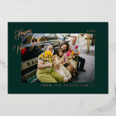 2026 Minimalist Modern Script Green Photo Folie Feestdagenkaart (Voorkant)