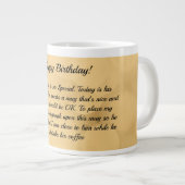 20 oz Grammy Birthday Mug (Devant droit)