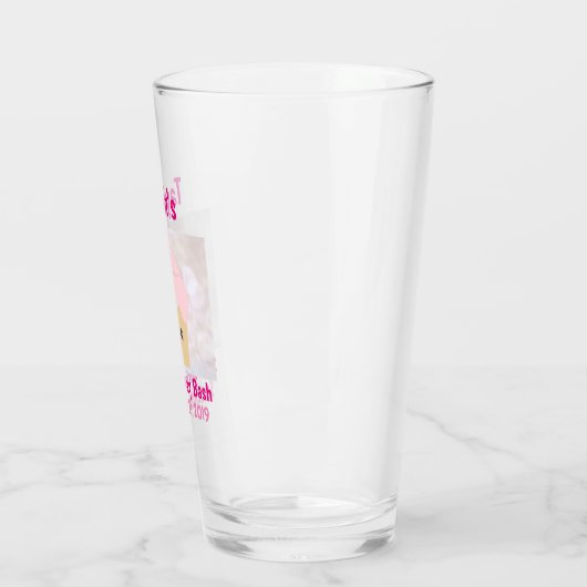 21e verjaardag van de prijs voor roze koekjes glas (Links)