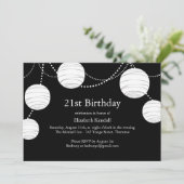 21ème invitation d'anniversaire de lanterne noire (Debout devant)