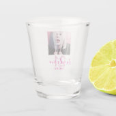 21st Birthday Twenty One Photo Trendy Script Pink Shot Glas (Achterkant)
