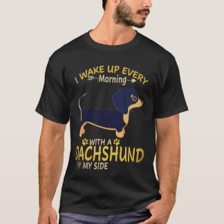25 Ik word elke ochtend wakker met een takshond na T-shirt