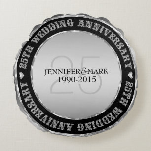 25e Jubileum met weddenschap, metalen zilver en zw Rond Kussen