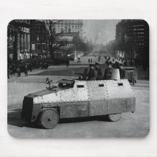 27 maart 1917:  De pantserwagen Muismat (Voorkant)