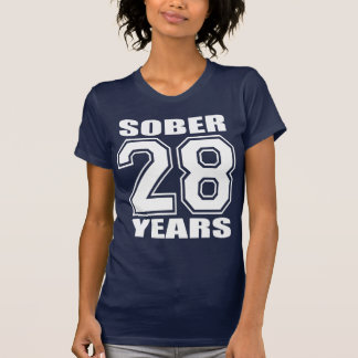 28 jaar Sober White op donker T-shirt