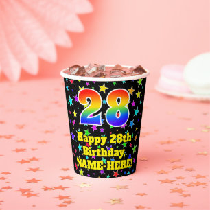 28e verjaardag: Fun Stars Pattern en Rainbow 28 Papieren Bekers