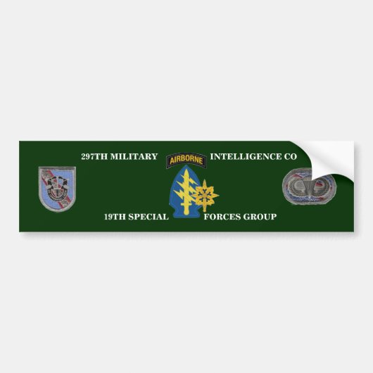 297E MILITAIRE INTELLIGENCE COMPANY BUMPERSTICKER (Voorkant)