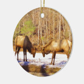 2~ 2 Bull Elk in de sneeuw Keramisch Ornament (Links)