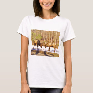 2~ 2 Bull Elk in de sneeuw T-shirt