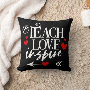 2/2 Teach Love Inspire Shirt kleuterleraren Kussen