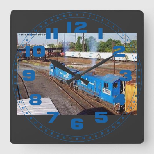 2 Conrail SW-1001       Vierkante Klok (Voorkant)