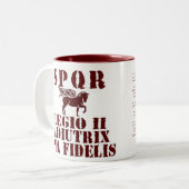 2 Couleurs 2ème tasse de café romaine de Pegasus de la légion (Devant gauche)