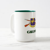 2 Couleurs 502nd L'infanterie GROGNENT la tasse (Devant gauche)