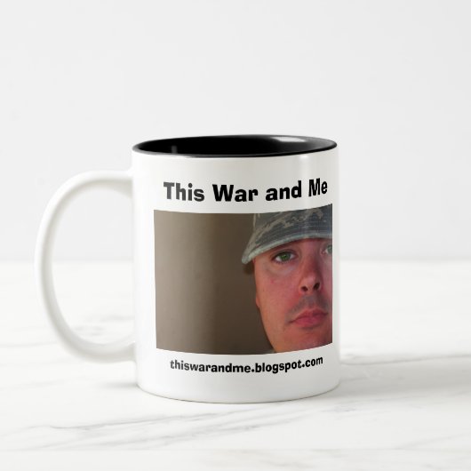 2 Couleurs Ces guerre et moi tasse (Gauche)