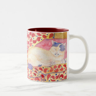 2 Couleurs Chat coloré sur la tasse de sofa
