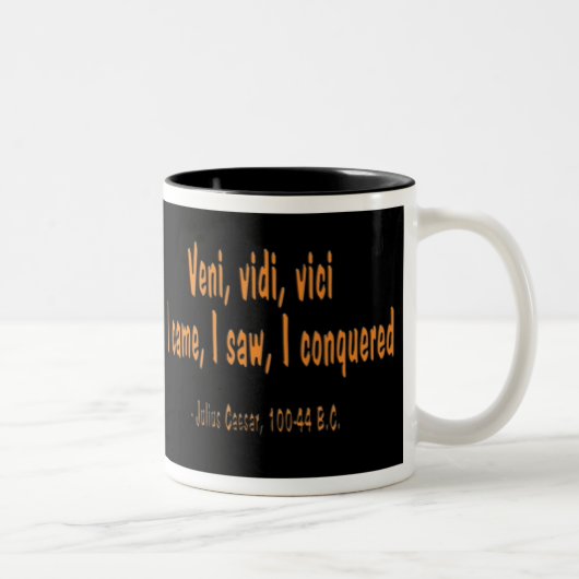 2 Couleurs Citation de César, tasse de Mike d'équipe (Droit)