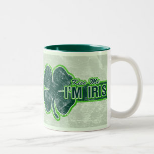 2 Couleurs Le ` de St Patrick m'embrassent' tasse de grunge