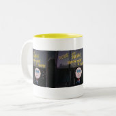 2 Couleurs Les garçons sont tasse stupide (Devant gauche)