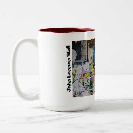 2 Couleurs Mur de John Lennon, tasse de Prague (Gauche)