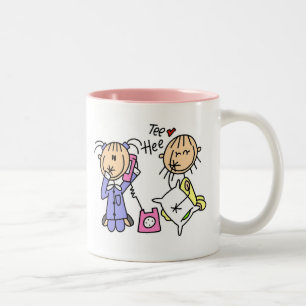 2 Couleurs Sommeil au-dessus des filles sur la tasse de