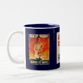 2 Couleurs Tasse d'affiche de WWll (Gauche)