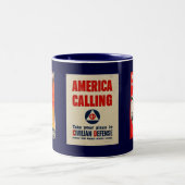 2 Couleurs Tasse d'affiche de WWll (Centre)