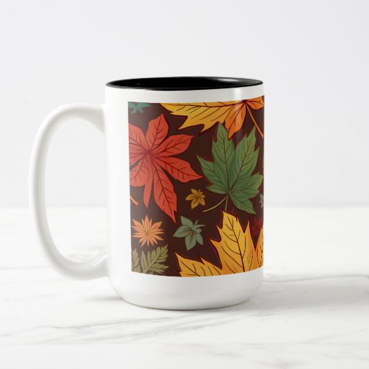2 Couleurs tasse dans les feuilles d'automne (Gauche)