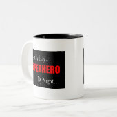 2 Couleurs Tasse de Baker de super héros (Devant gauche)