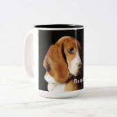 2 Couleurs Tasse de café de chien de basset (Devant gauche)