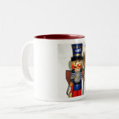 2 COULEURS TASSE DE CASSE-NOIX (Devant gauche)