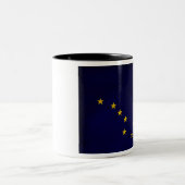 2 Couleurs Tasse de drapeau de l'Alaska (Centre)