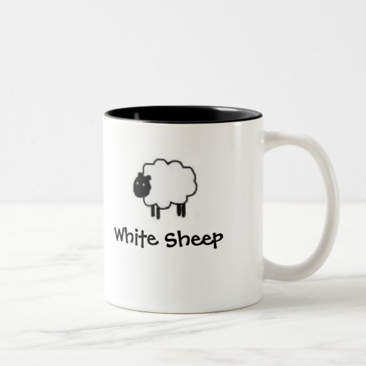 2 Couleurs Tasse de moutons noirs de moutons blancs (Droit)