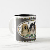 2 Couleurs Tasse de Pekingese Pawprints (Devant gauche)