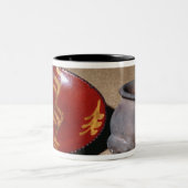 2 Couleurs Tasse de Redware et plat, c.1780 (Centre)