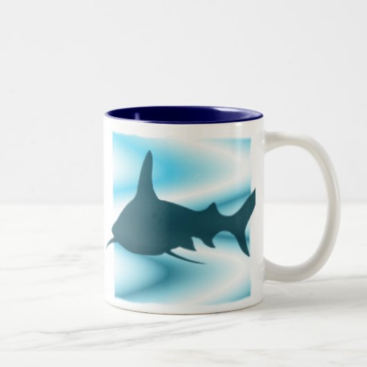 2 Couleurs Tasse de silhouette de requin (Droit)