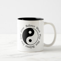 Tasse de Yin Yang d'équilibre