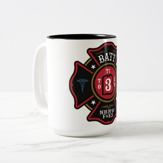 2 Couleurs Tasse du feu du bataillon 3 (Devant gauche)