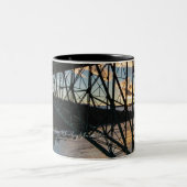 2 Couleurs Tasse du pont Deception Pass (Centre)