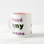 2 Couleurs Tasse fière de grand-maman d'armée (Devant gauche)