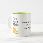 2 Couleurs un dans un melon, valentine, anniversaire, tasse (Devant gauche)