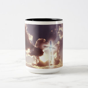 2 Couleurs Une tasse de café avec une croix dans le ciel
