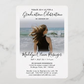 2 Foto Afstuderen Celebration Modern Script Folie Uitnodiging (Achterkant)