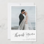 2 foto minimalistische kalligrafie script bruiloft bedankkaart (Voorkant)