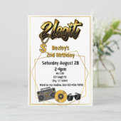 2 Legit, Musical 2nd Birthday invitation (Debout devant)