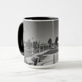 2 tasses (Devant gauche)