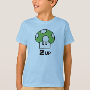 2 vers le haut de la chemise de champignon