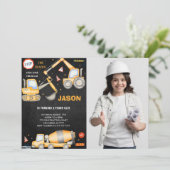 2e anniversaire Construction Boy Photo Invitation (Debout devant)