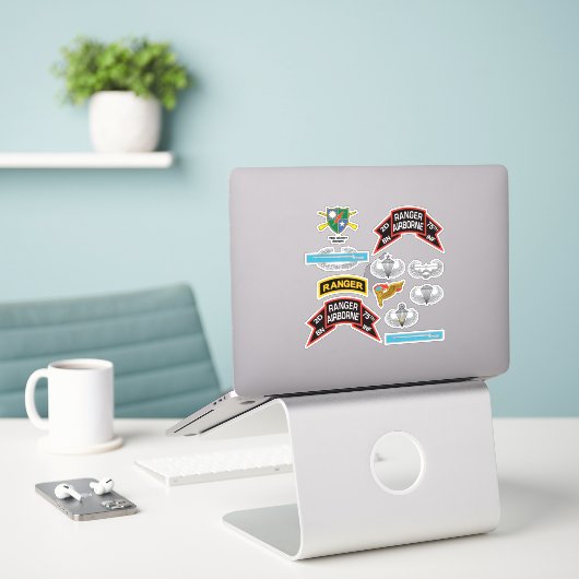 2e Ranger BN Custom-Cut Vinyl Sticker (Laptop op bureau)