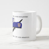 2ème TASSE d'ÉLÉPHANT d'INFANTERIE de BATAILLON (Devant droit)